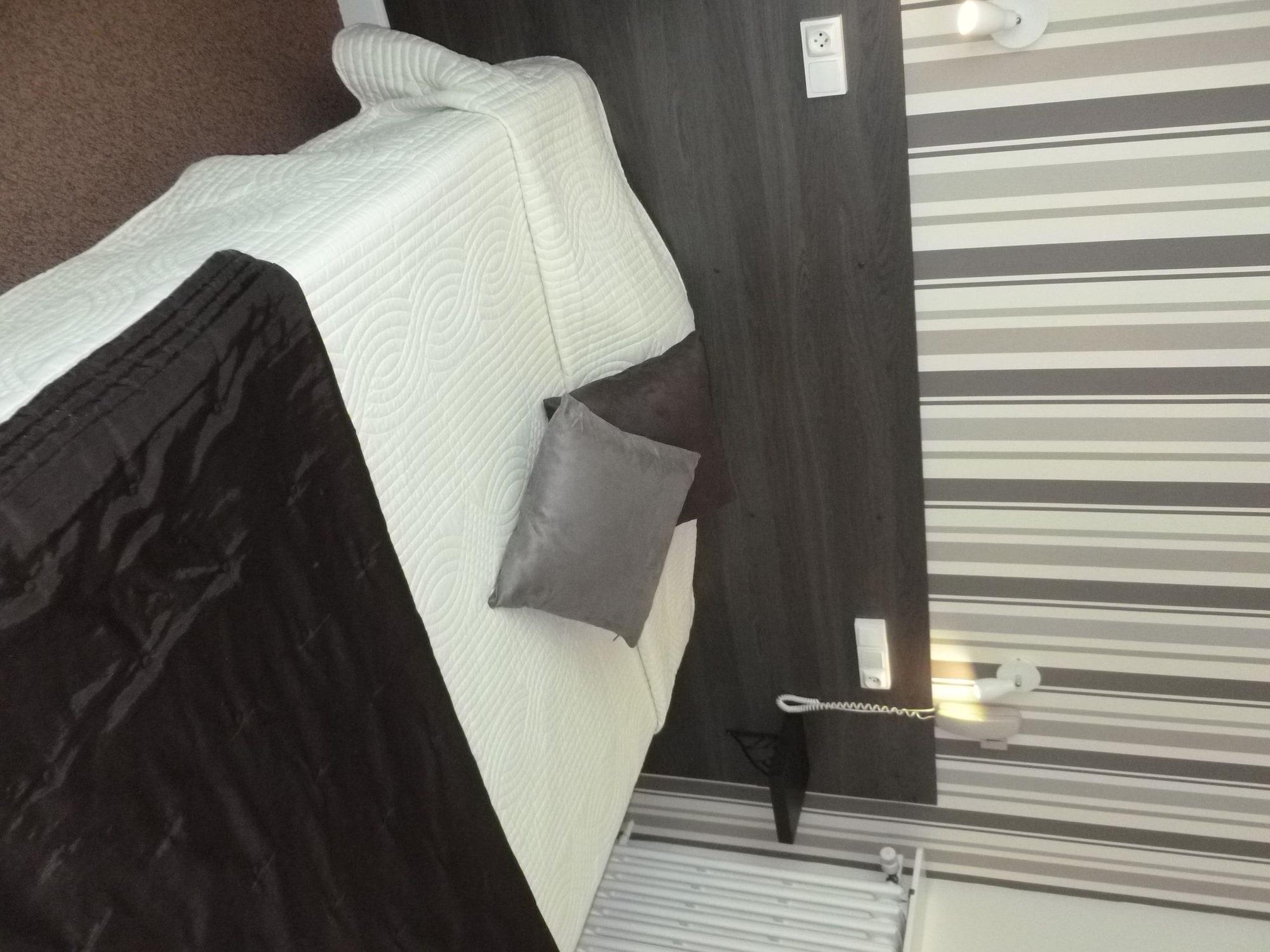 Hotel Richelieu, Le Havre Centre-Ville, Perret Bagian luar foto